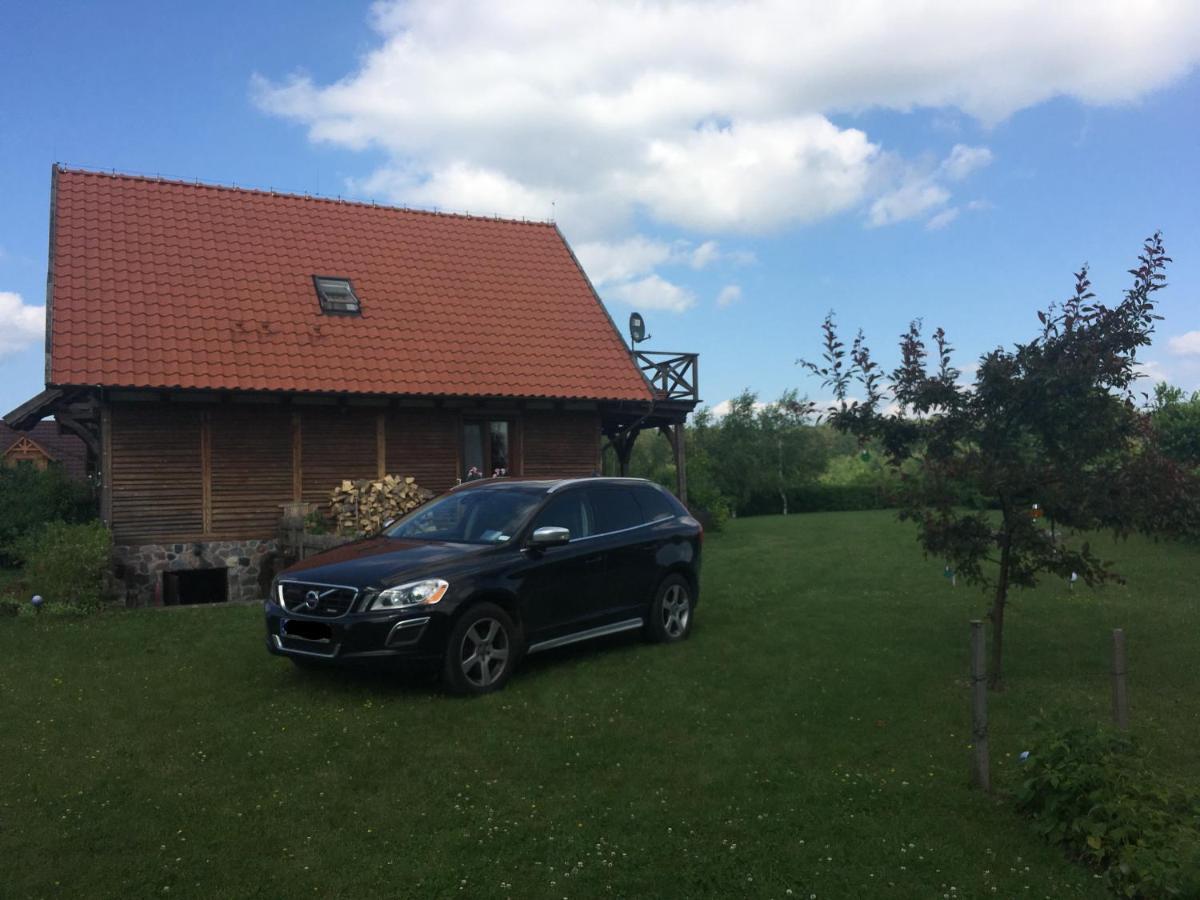 Dom Nad Jeziorem Lakorz Buitenkant foto
